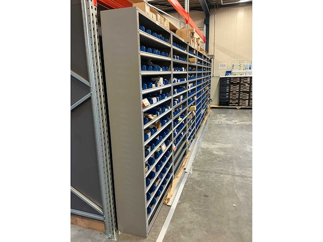 Stalen vakkenkast met fabory ringen, schroeven en bouten (7x) - afbeelding 23 van  58