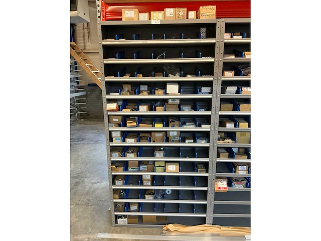 Stalen vakkenkast met fabory ringen, schroeven en bouten (7x) - afbeelding 34 van  58