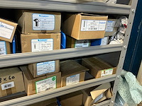 Stalen vakkenkast met fabory ringen, schroeven en bouten (7x) - afbeelding 53 van  58