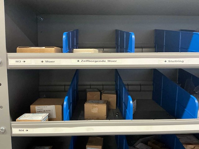 Stalen vakkenkast met fabory ringen, schroeven en bouten (7x) - afbeelding 55 van  58