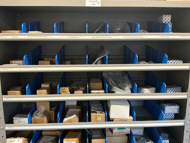 Stalen vakkenkast met fabory ringen, schroeven en bouten (7x) - afbeelding 56 van  58