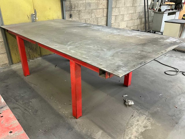 Stalen werkbank 300x150cm - afbeelding 1 van  4