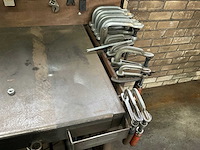 Stalen werkbank inclusief gereedschap - afbeelding 6 van  9