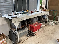Stalen werkbank inklapbaar - afbeelding 1 van  4