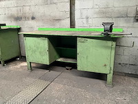 Stalen werkbank met 1 bankschroeven - afbeelding 2 van  8