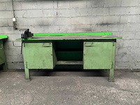 Stalen werkbank met 1 bankschroeven - afbeelding 4 van  7