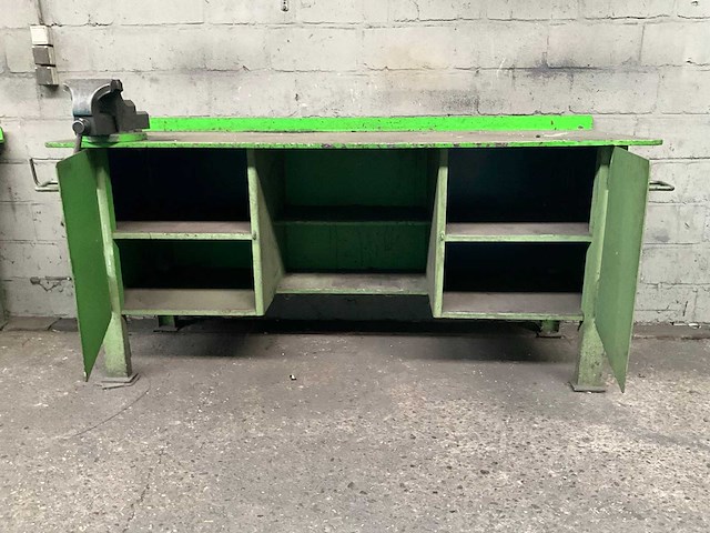 Stalen werkbank met 1 bankschroeven - afbeelding 7 van  7