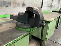 Stalen werkbank met 2 bankschroeven - afbeelding 5 van  15