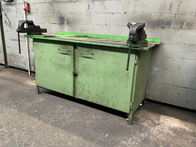 Stalen werkbank met 2 bankschroeven - afbeelding 8 van  15