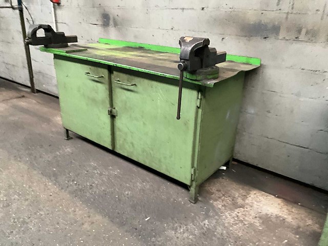 Stalen werkbank met 2 bankschroeven - afbeelding 11 van  15