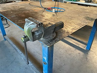 Stalen werkbank met bankschroef + verlichting - afbeelding 3 van  4