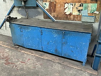 Stalen werkbank met bankschroef - afbeelding 1 van  6