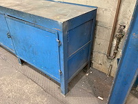 Stalen werkbank met bankschroef - afbeelding 5 van  11