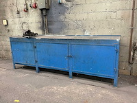 Stalen werkbank met bankschroef - afbeelding 7 van  11