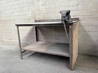 Stalen werkbank met bankschroef - afbeelding 6 van  12