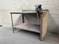 Stalen werkbank met bankschroef - afbeelding 7 van  12