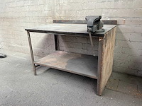 Stalen werkbank met bankschroef - afbeelding 8 van  12