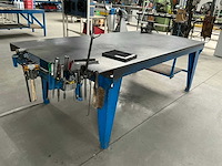 Stalen werkbank met bankschroef - afbeelding 4 van  8