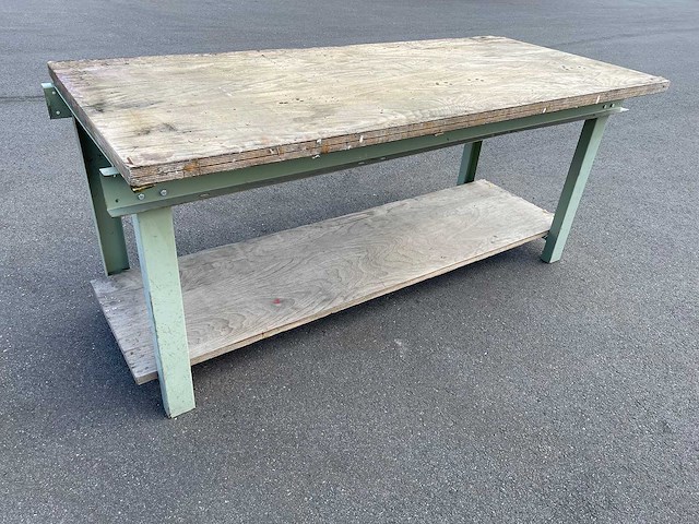 Stalen werkbank met houten blad - afbeelding 1 van  4