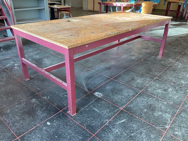Stalen werkbank - afbeelding 1 van  7
