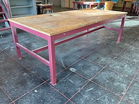 Stalen werkbank