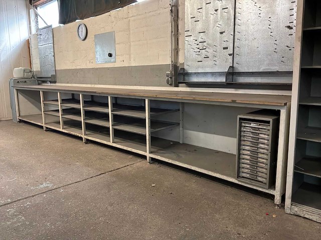 Stalen werkbank - afbeelding 1 van  9