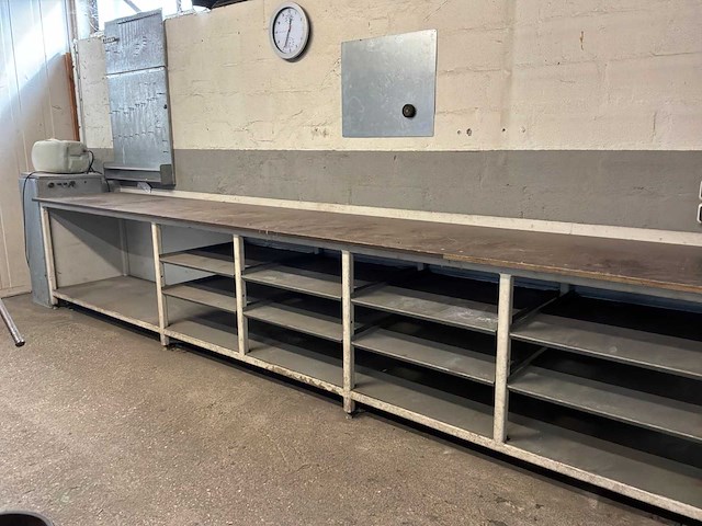Stalen werkbank - afbeelding 9 van  9