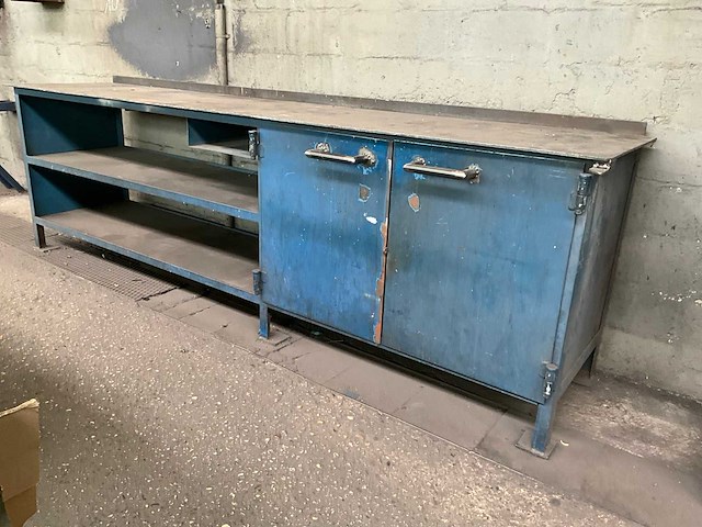 Stalen werkbank - afbeelding 1 van  4