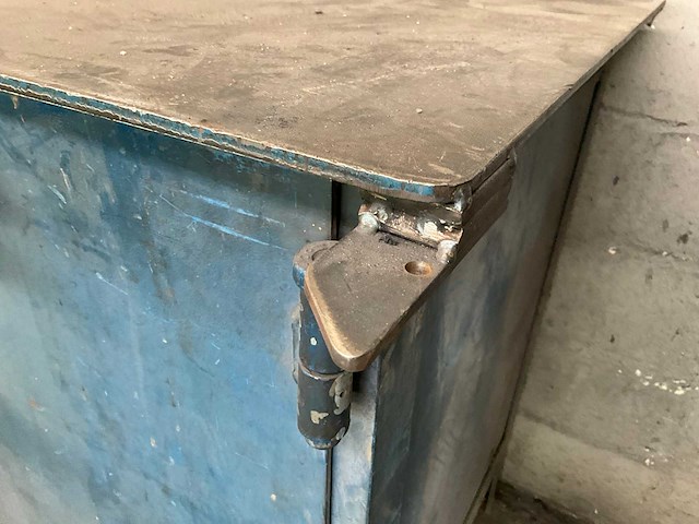 Stalen werkbank - afbeelding 3 van  4