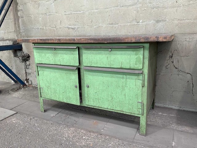 Stalen werkbank - afbeelding 1 van  9