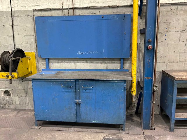 Stalen werkbank - afbeelding 1 van  8