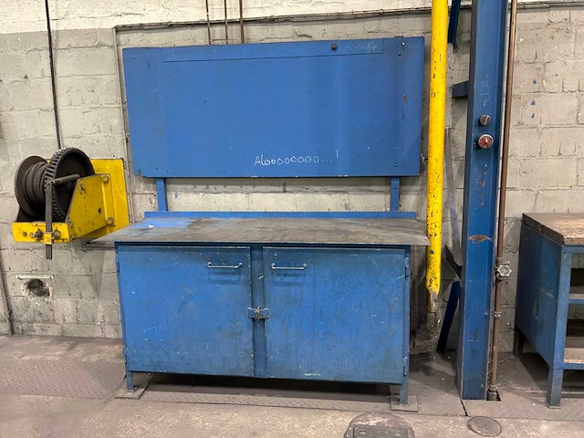 Stalen werkbank - afbeelding 2 van  8