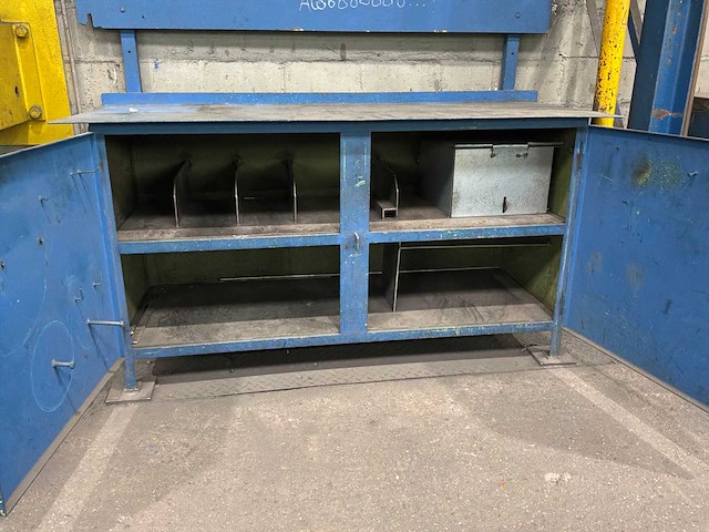 Stalen werkbank - afbeelding 6 van  8