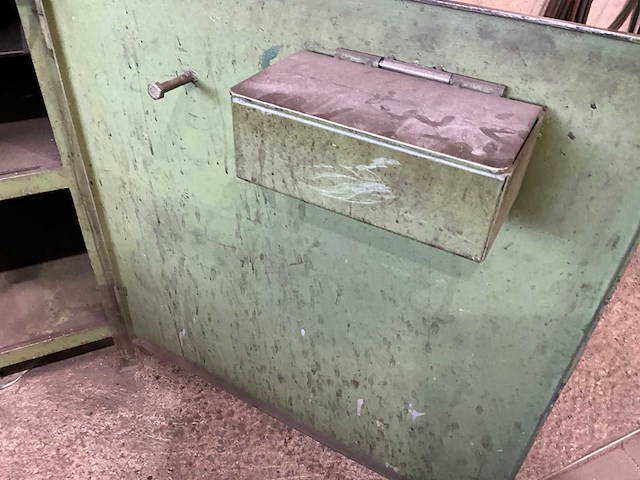 Stalen werkbank - afbeelding 6 van  6