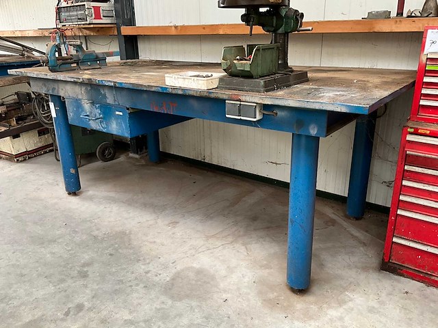 Stalen werkbank - afbeelding 2 van  4