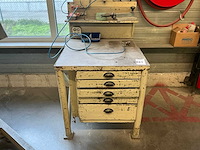 Stalen werkbank - afbeelding 1 van  9