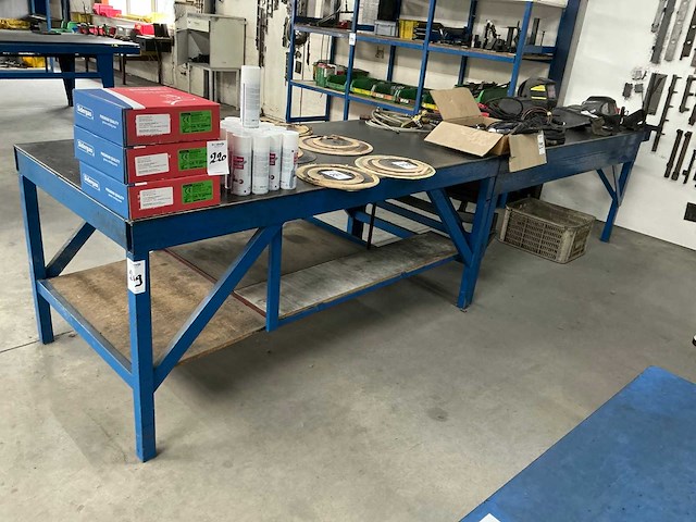 Stalen werkbank - afbeelding 1 van  8
