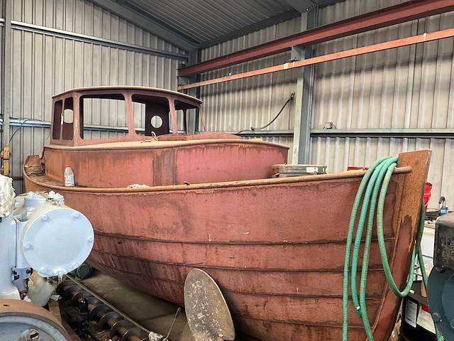 Stalen werkboot casco - afbeelding 1 van  10