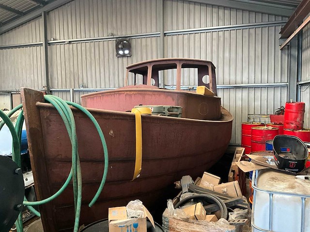 Stalen werkboot casco - afbeelding 4 van  10