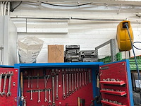 Stalen werkplaatskast met diverse handgereedschap - afbeelding 7 van  8