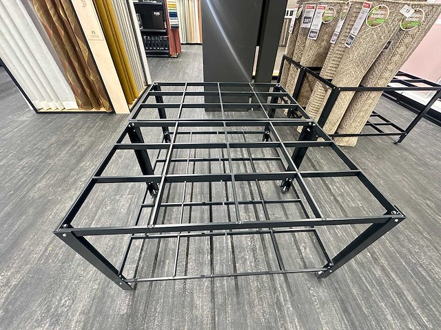 Stalen winkelrek - afbeelding 1 van  3