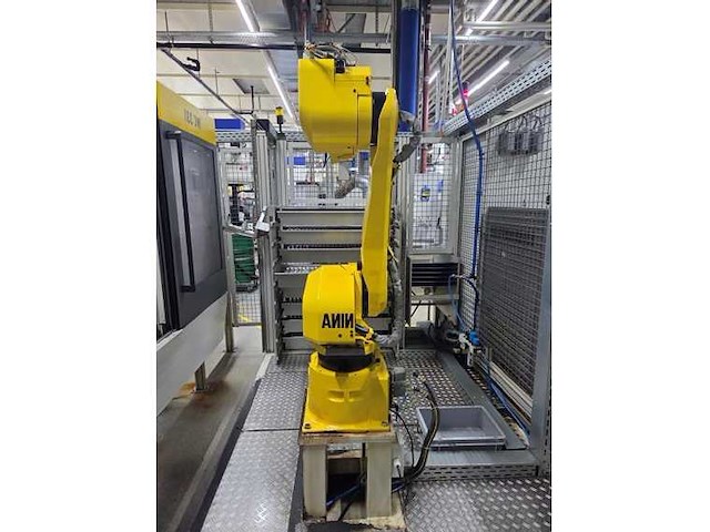 Stama - mc331 - cnc vertical machining centre - 2007 - afbeelding 17 van  21