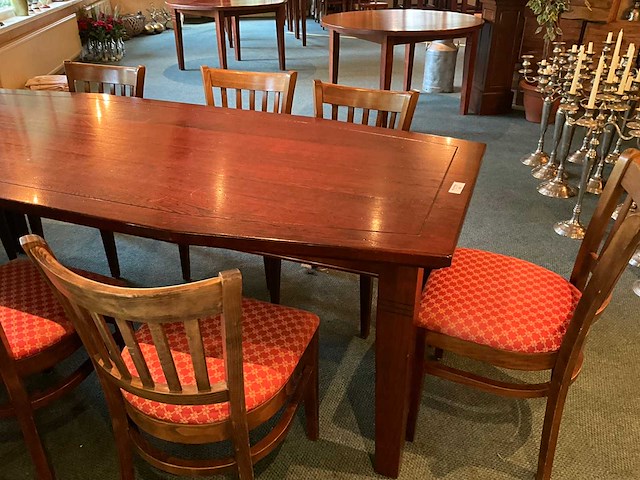 Stamtafel met stoelen - afbeelding 8 van  8