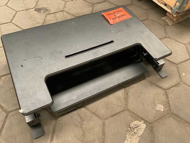 Stand up desk (4x) - afbeelding 1 van  3