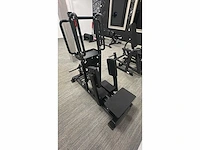 Standing plate loaded hip abductor - afbeelding 2 van  3