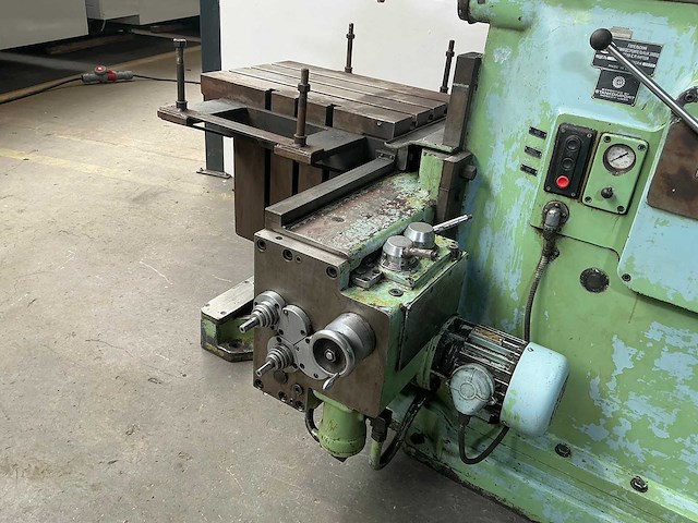 Stanko - 7m36 - universal slotting machine - afbeelding 1 van  6