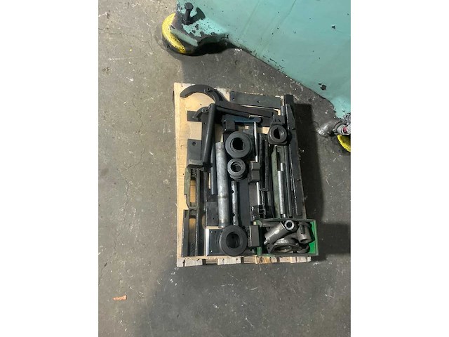 Stanko - kd2128k - eccentric press - 1986 - afbeelding 2 van  12