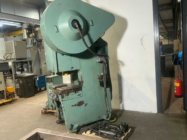 Stanko - kd2128k - eccentric press - 1986 - afbeelding 6 van  12