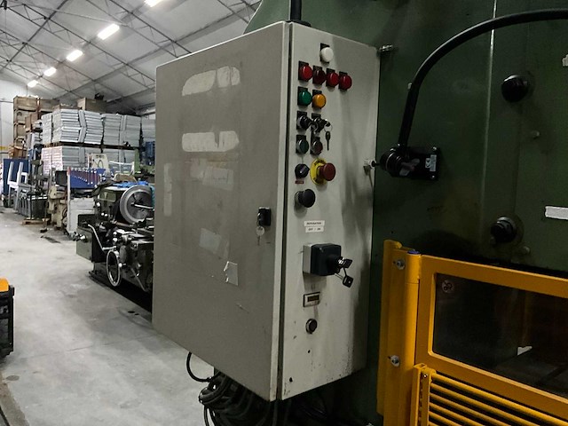 Stankoimport 60t excentrieke pers - afbeelding 2 van  12