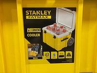 Stanley - 28.4l pro-stack cooler - fmst83282-01 - koelbox - afbeelding 8 van  8